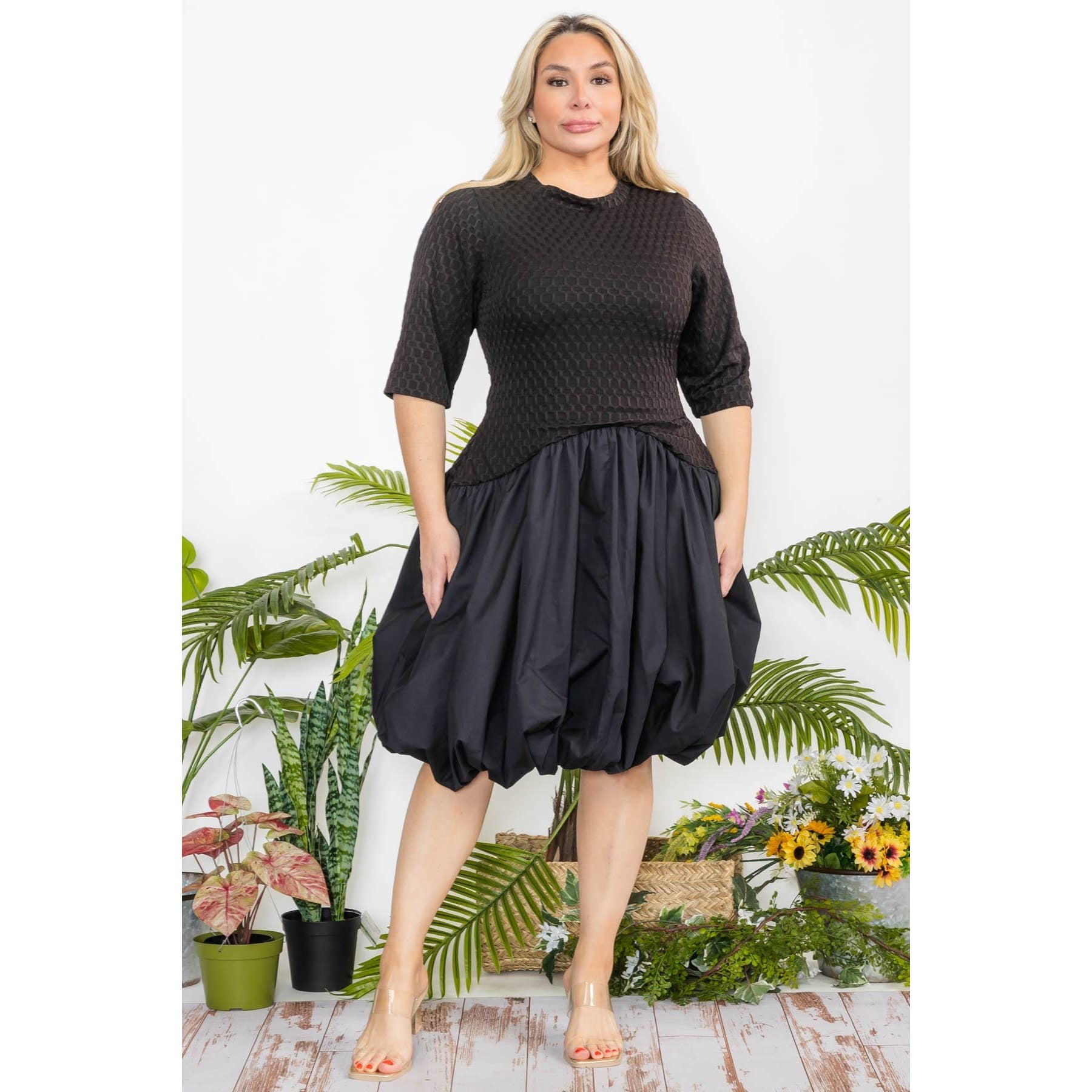 BLACK BEAUTY BALLON DRESS